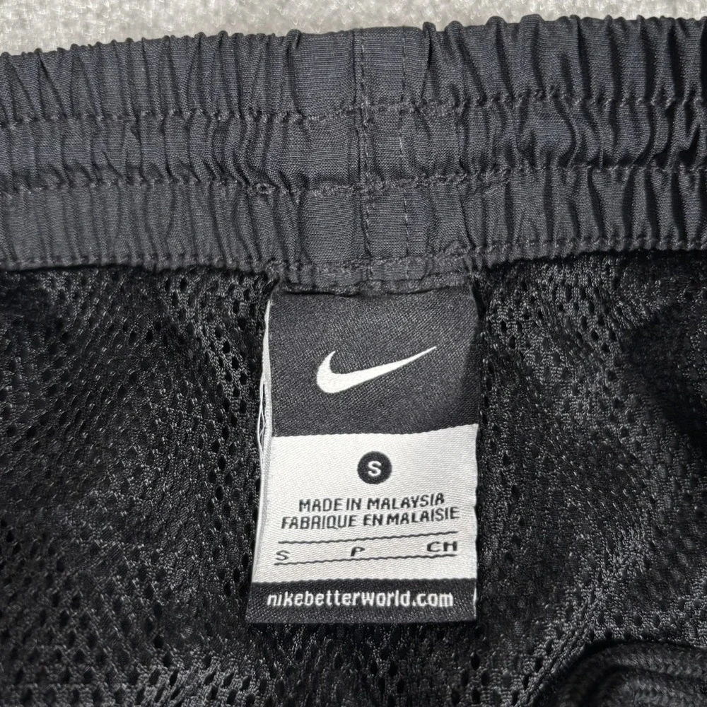 Nike warm up